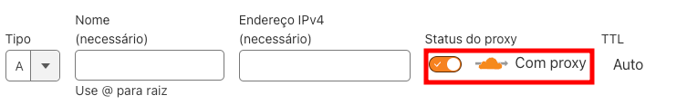 Alternando o botão de status do proxy no painel do Cloudflare.